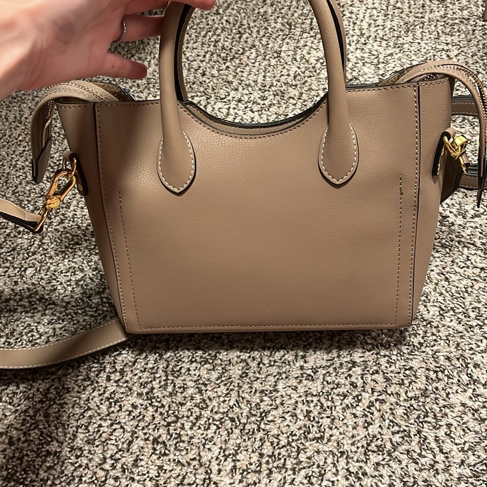 AALLYN Lilly satchel in biscotti. - Picture 2 of 9